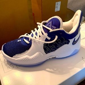 Men 6.5 Nike PG5 - custom